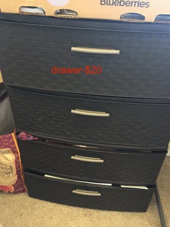 moving selling, lamp, furniture. 3