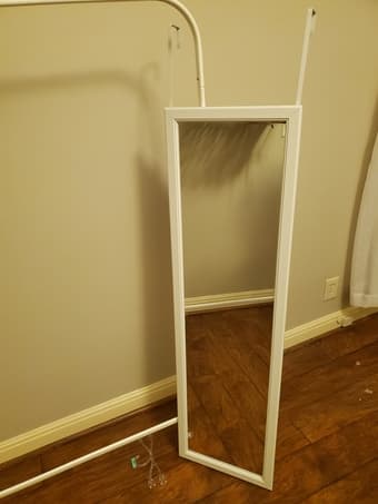 Hanging door mirror 1