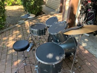 Pearl Roadshow + Mutes 1
