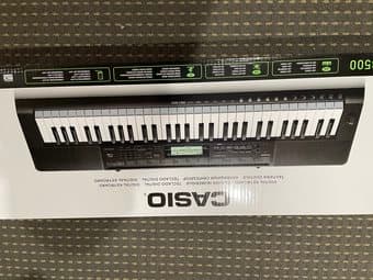 Casio CTK-3500 61-Key Keyboard with Stand, Headphones & Power Supply 2