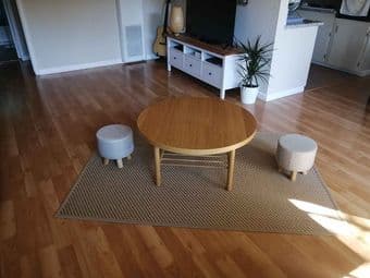 Coffee table+ rug + 2 OTTOMAN seats pouf 1