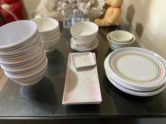 Placemats, kitchenware, laundry bag 3