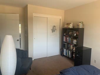 One Bedroom Available in a 3Bed/2Bath (Redwood City) 2