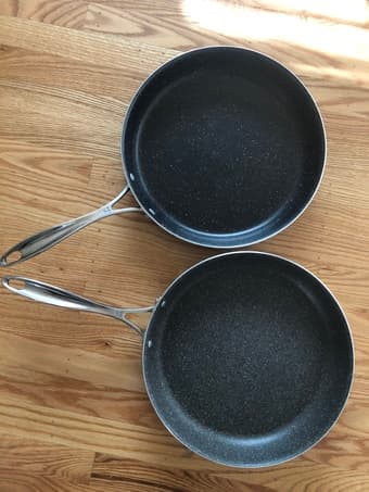 12’ nonstick frying pans (Henckels) 1
