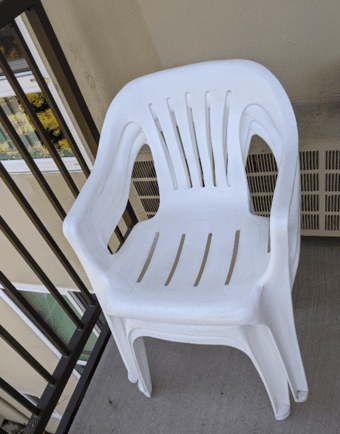 Moving sale: 3 chairs ($5 each) 1
