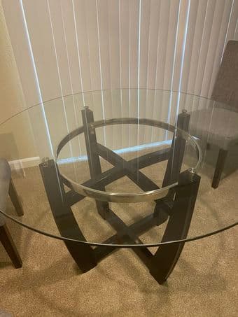 Modern dining set - glass table and 4 chairs 2