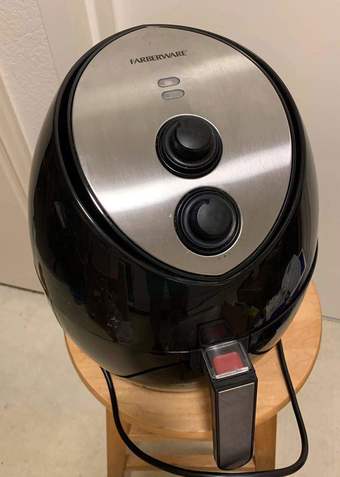 Airfryer, water kettle and commercial frying pan 1
