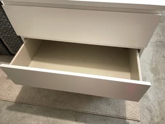 Cabinet 2