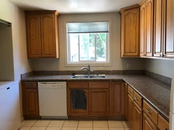 Nice house in a quiet Palo Alto neighborhood 2