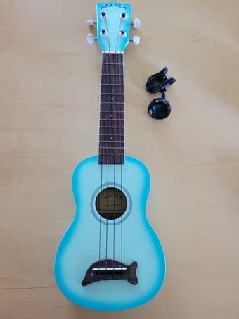 Makala Ukelele with tuner 1