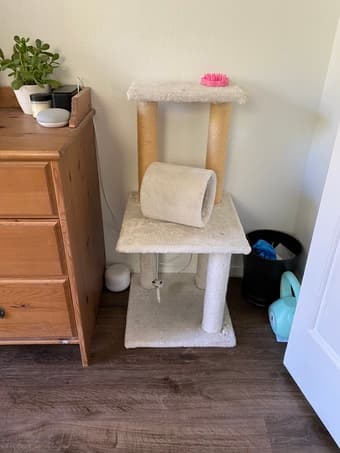 Cat tower 1
