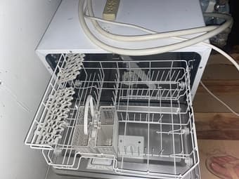 SPT portable dishwasher, white 1