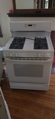 [FREE] White GE electric range + sofa 1