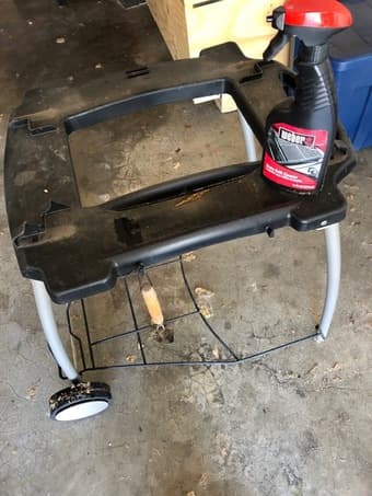 Weber grill + stand + gas tank 3