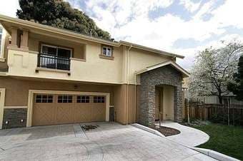 [$1,575] Master Bedroom + Private Bath + Private Balcony in MV 2