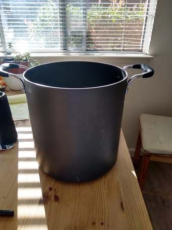 12qt pot 1