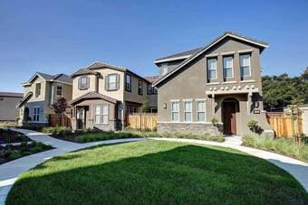 $1,565/mo Master suite (1 room with private bath) (east palo alto) 1