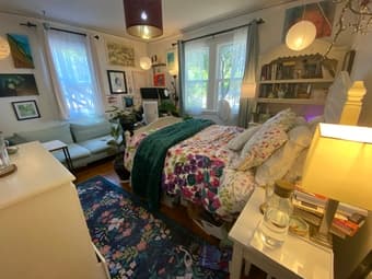 Sept. – Nov.  Sublet - $1300 Beautifully decorated 1-bedroom available 2