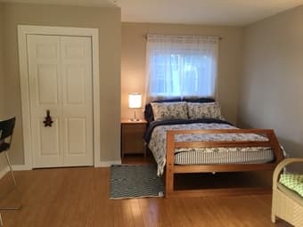 Furnished studio cottage for rent in Palo Alto 2
