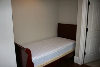 ADU (studio-like) with one bedroom and one bath for rent in Palo Alto 3