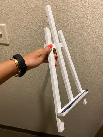 brand new painting canvas (2 sizes) and small easels 2