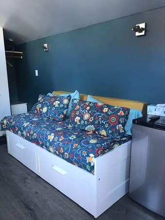 Furnished stand alone pool house with full bath and private entrance 3