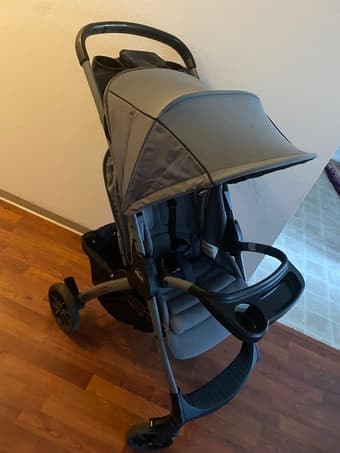 Stroller and Car Seat 3