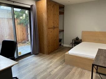 Palo Alto house, close to campus, 1450 for 2b/1b and 1500 for 1b/1b+ya 2