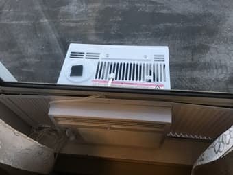 Like-New Window AC Unit for Sale 1