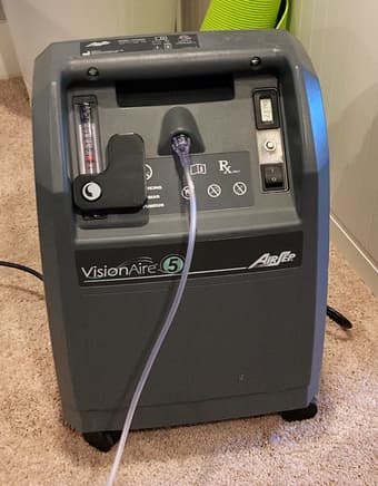 Moving Sales - AirSep VisionAire 5 Oxygen Concentrator 1