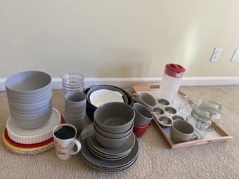 Free household items-dish & kitchen supply 1