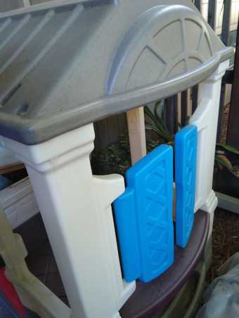 Step 2 Kids cottage playhouse 2