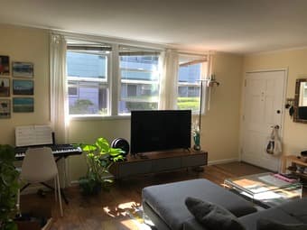 Spacious 1 Bedroom. Bike to Stanford! 2