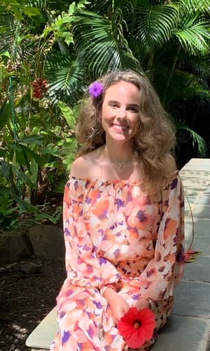 Stanford female Nurse Looking for Cottage/1bdrm/1bath near Hospital! 1