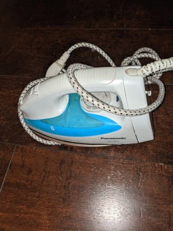 Iron - Panasonic 1