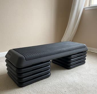 WORKOUT BENCH & MAT (BARRY'S) 2