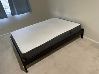 full size wood bed frame + memory foam mattres 1