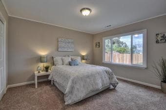 Master Bedroom Available for Rent in East Palo Alto! 1