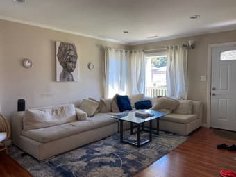 Master Bedroom Available for Rent in East Palo Alto! 3