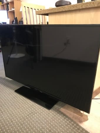 48" TV 1080p 1