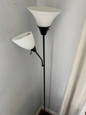 Floor lamp - FREE 1