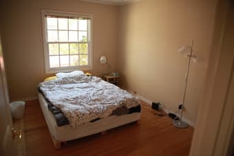 $1,300 Room in 3bd/1 bath sunny and spacious home in Midtown 1