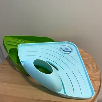 Bathroom set (sink caddy/toothpaste/foam soap) 2