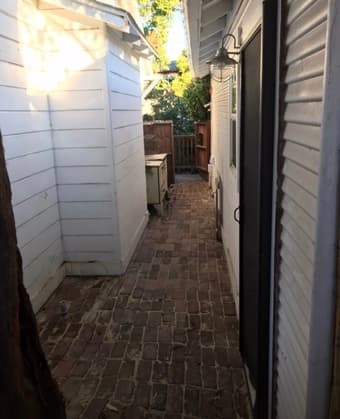 Detached Very Private 1bed&1bath Studio located in Redwood City! 1