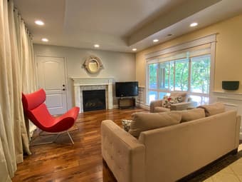 2br/2ba near Stanford/Embarcadero/101.  $1650/1BR or $3200/2BR + utils 1