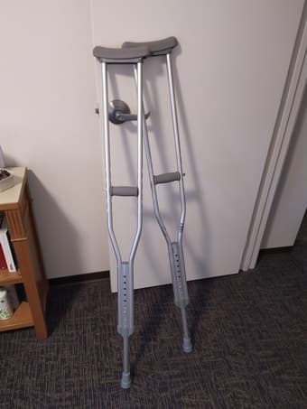 Adjustable Crutches 1