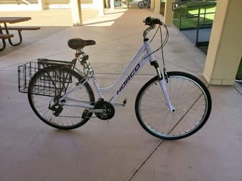 Norco Malahat hybrid bike with two collapsible baskets 3