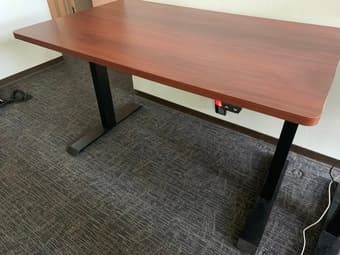 Electric Standing Desk 1