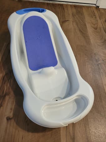 Baby bath tub for newborn and toddler 1