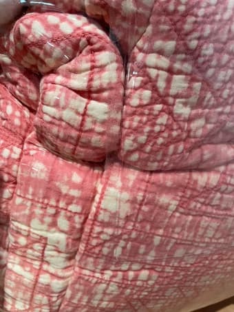 Twin XL comforter 1
